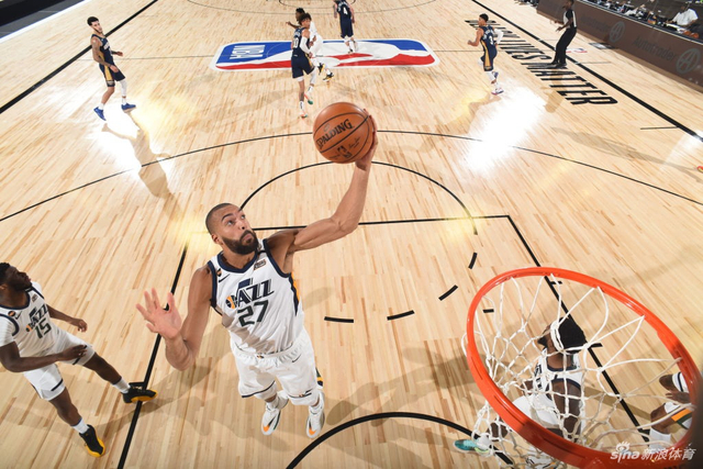 门将作为球 门将作为球