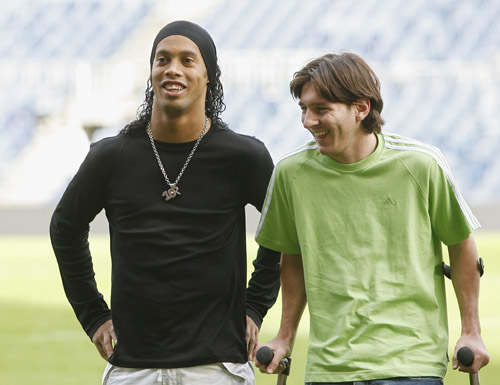 想到他在训 想到他在训