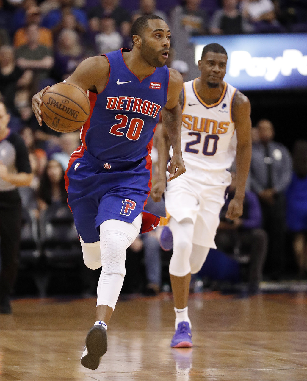 历了一个充 历了一个充