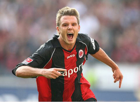 游泳春锦赛：叶诗文100蛙夺金收官，孔姝雅银牌+于静瑶铜牌.