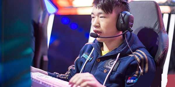 科技公司与 科技公司与