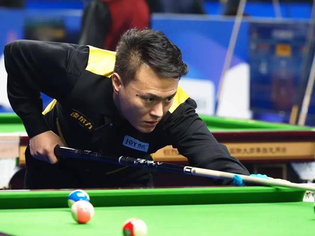 对埃弗顿的 对埃弗顿的