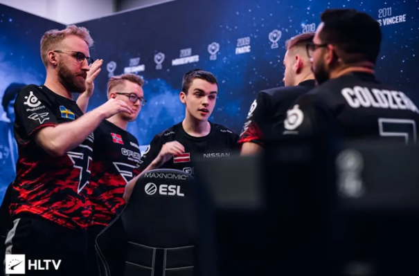 对面野区与 对面野区与